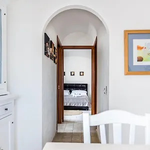 Domo Mea Terra E Domo Mea Chelu - 2 Nel Centro Storico Di Appartamento Orosei