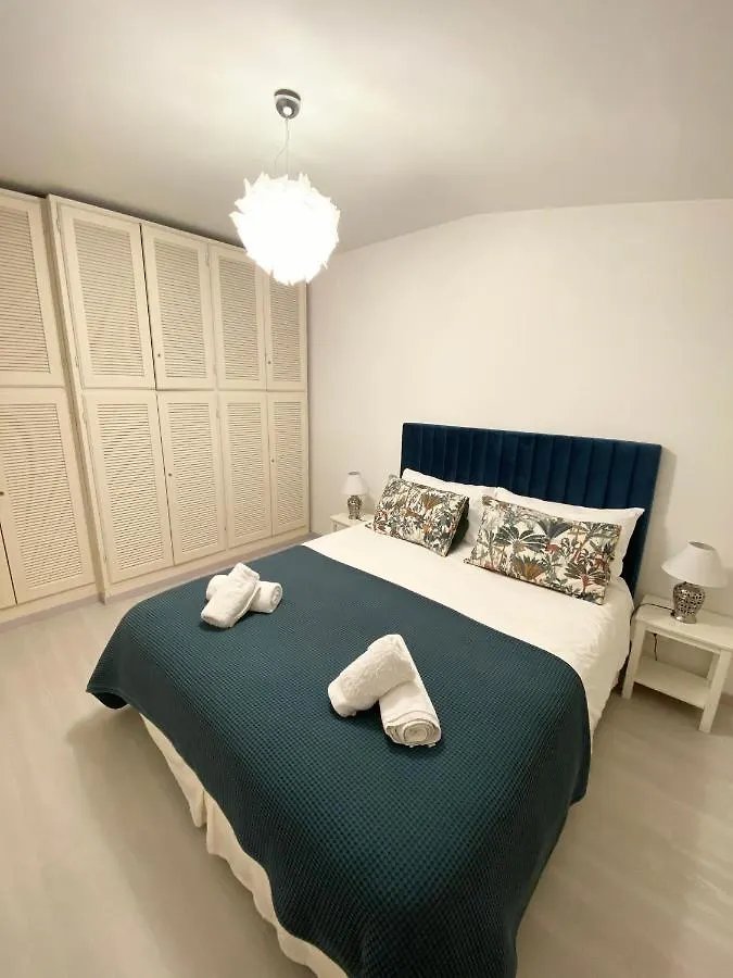 Front Beach Apartments - Attic Viareggio